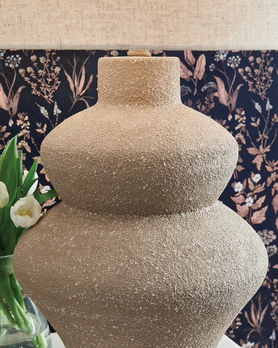 Jossleigh Metal Table Lamp (1/CN)