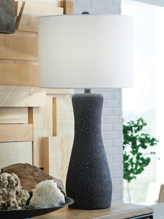 Maykins Metal Table Lamp (1/CN)