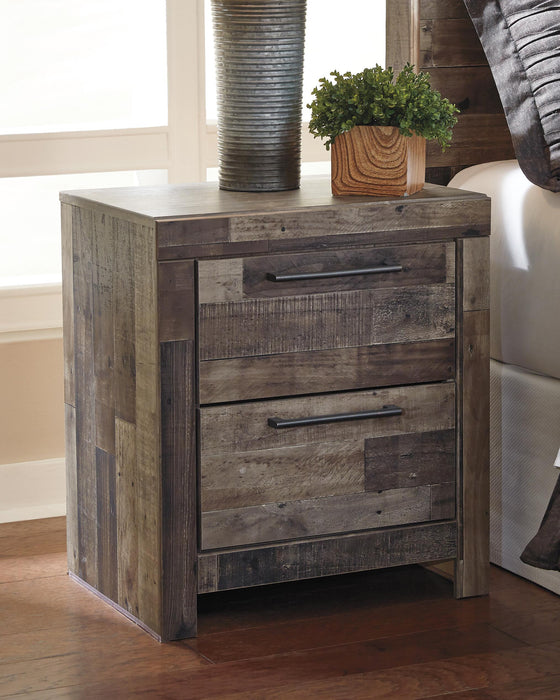 Derekson Queen Panel Bed with Mirrored Dresser, Chest and Nightstand