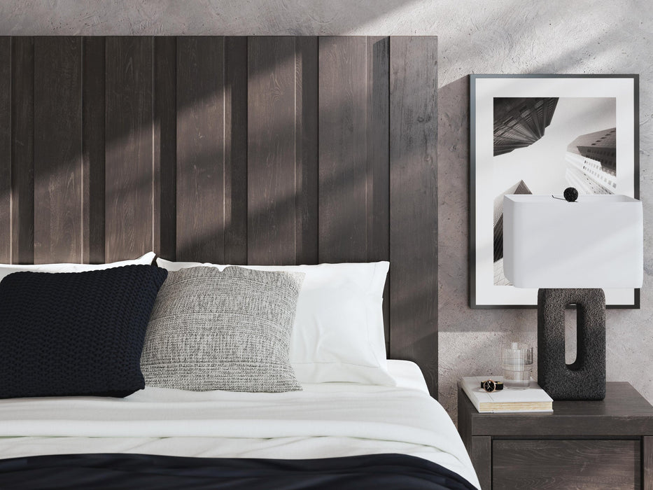 Fraluna King Panel Bed, Dresser and Mirror