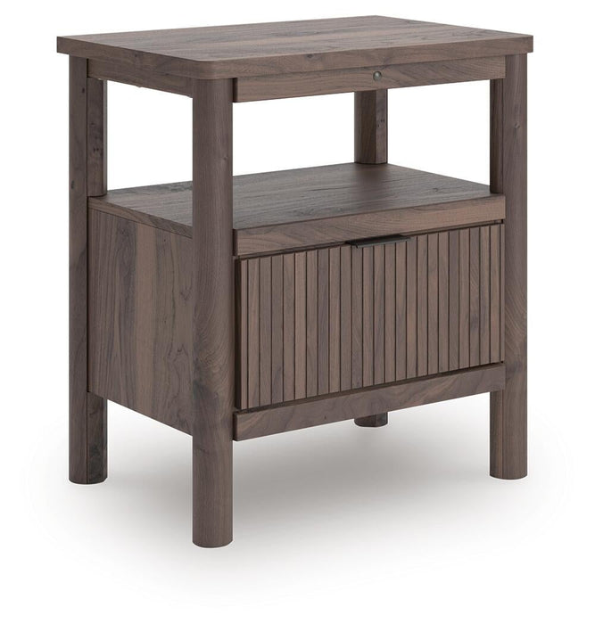 Pamytta Full Panel Platform Bed, Dresser, Mirror and Nightstand