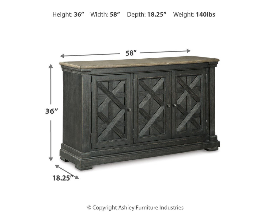 Tyler Creek Dining Room Server