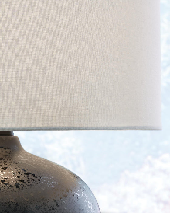 Ladstow Ceramic Table Lamp (1/CN)