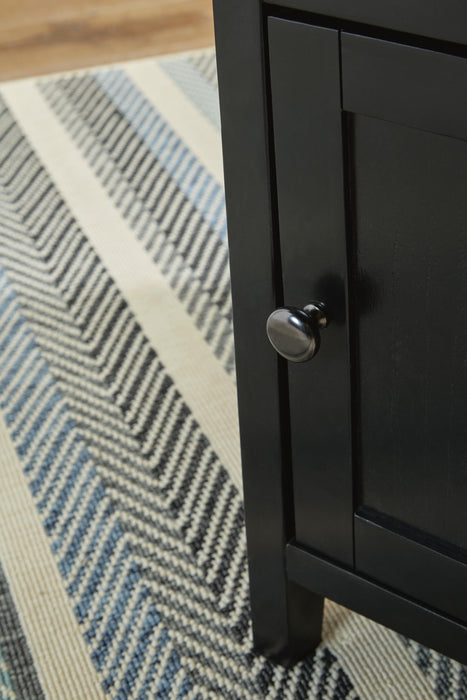 Treytown Chair Side End Table