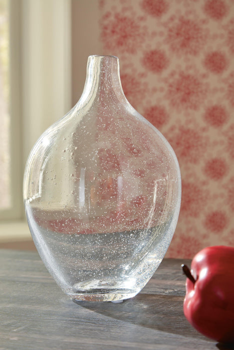 Kurthorne Vase