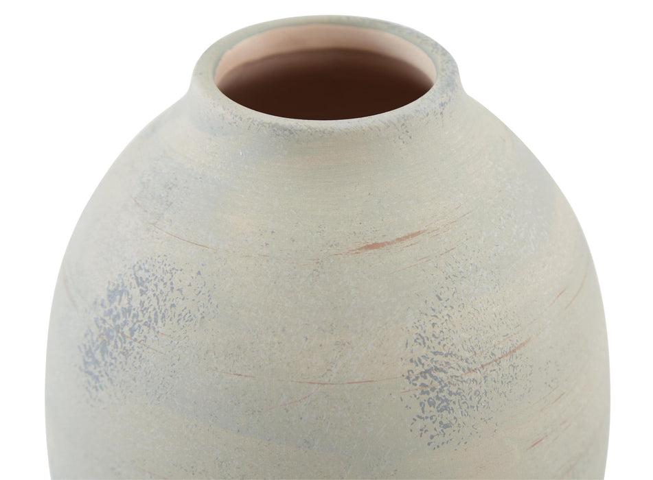 Clayson Vase