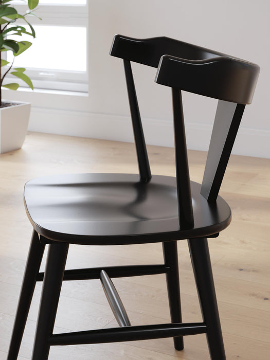 Gretlynn Dining Room Side Chair (2/CN)