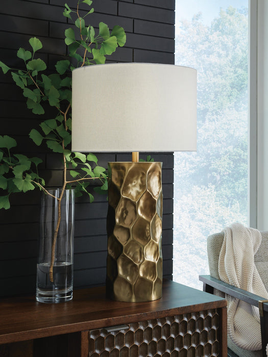 Marshawn Metal Table Lamp (1/CN)