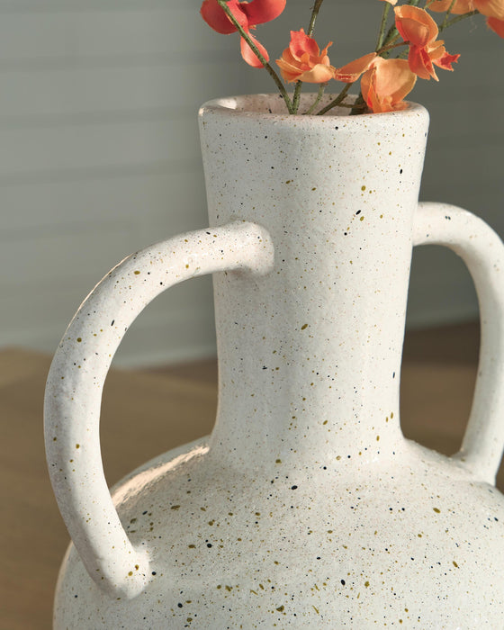Dallinworth Vase