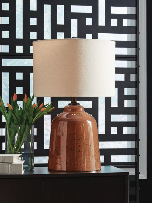 Aaleahya Glass Table Lamp (1/CN)