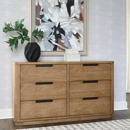 Pamaria Dresser