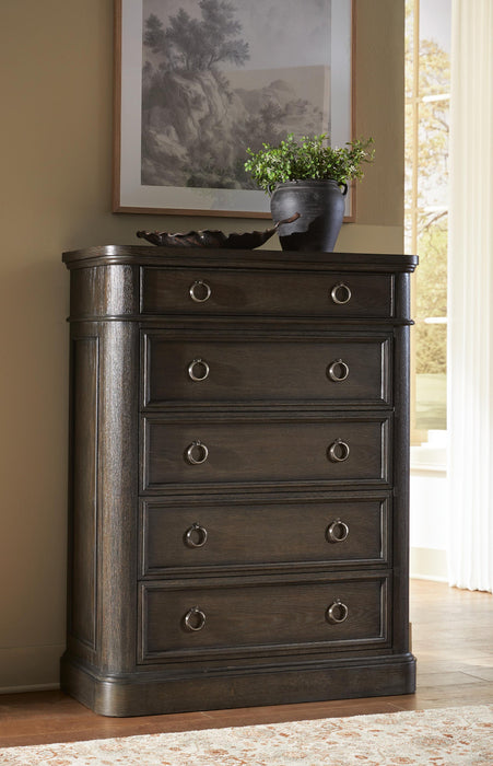 Wickenger Five Drawer Chest