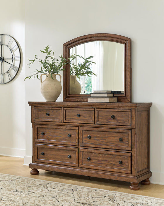 Zackaryn Dresser and Mirror