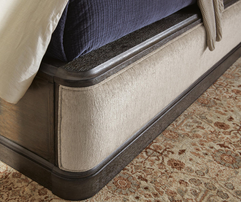Wickenger King Upholstered Panel Bed
